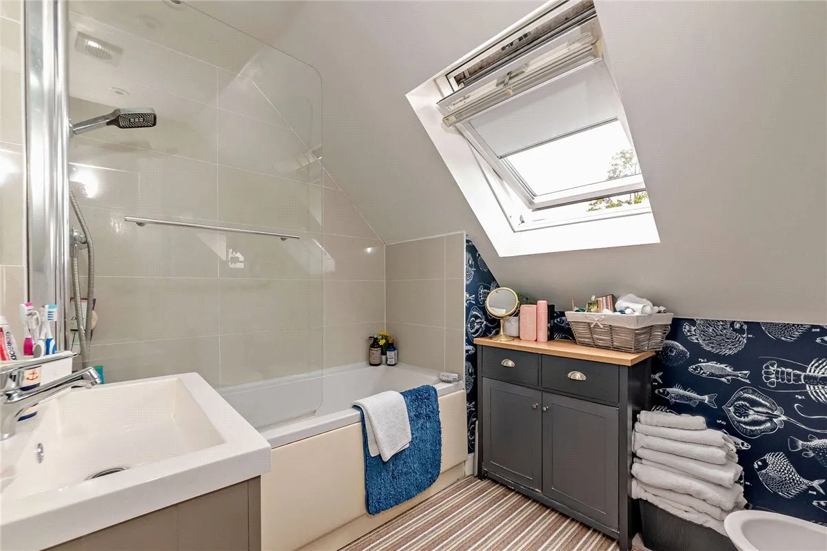 Edwards Hill, Lambourn, RG17, photo 14