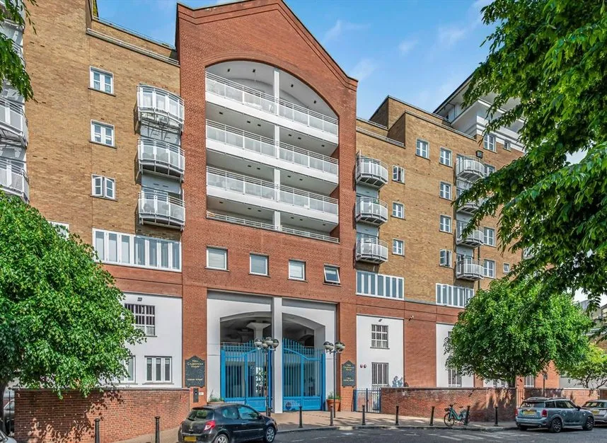 2 bed flat to rent, Odessa Street, Rotherhithe, SE16