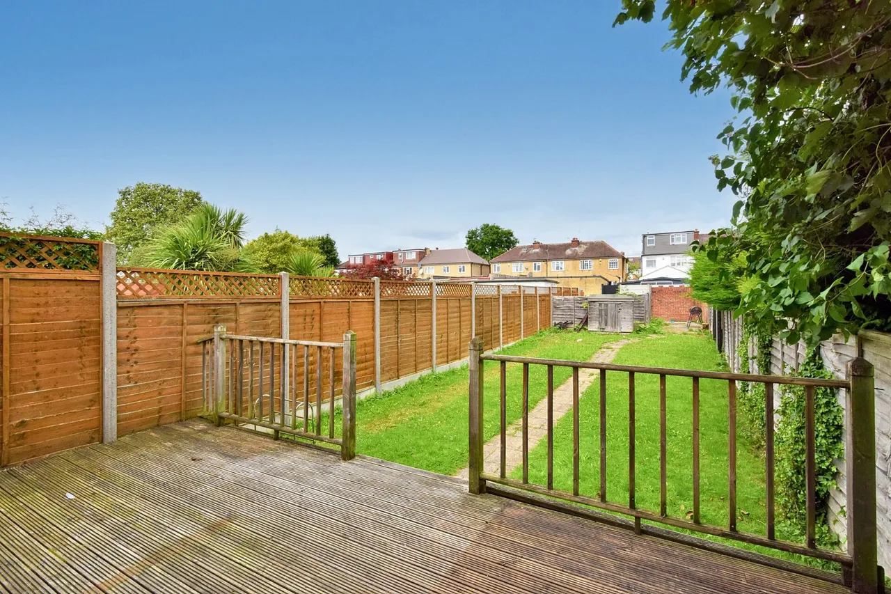 Leamington Crescent, Harrow, HA2, photo 9
