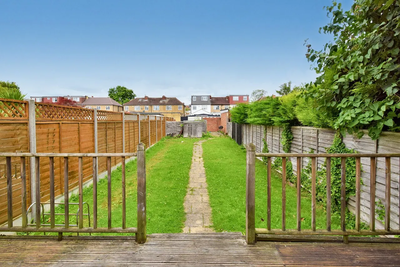 Leamington Crescent, Harrow, HA2, photo 8