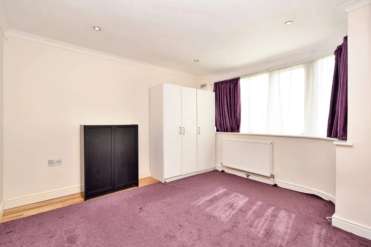 Leamington Crescent, Harrow, HA2, photo 5