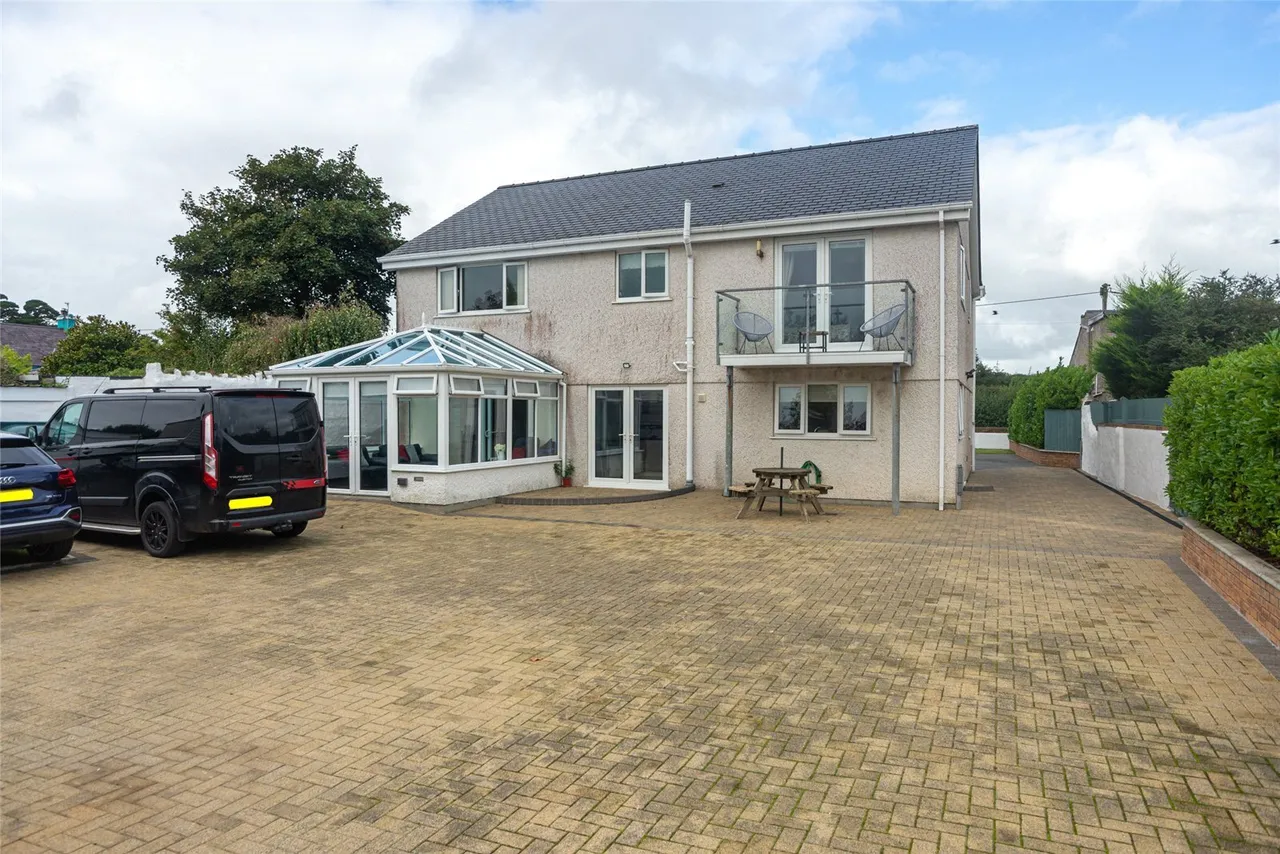 David Street, Malltraeth, photo 6