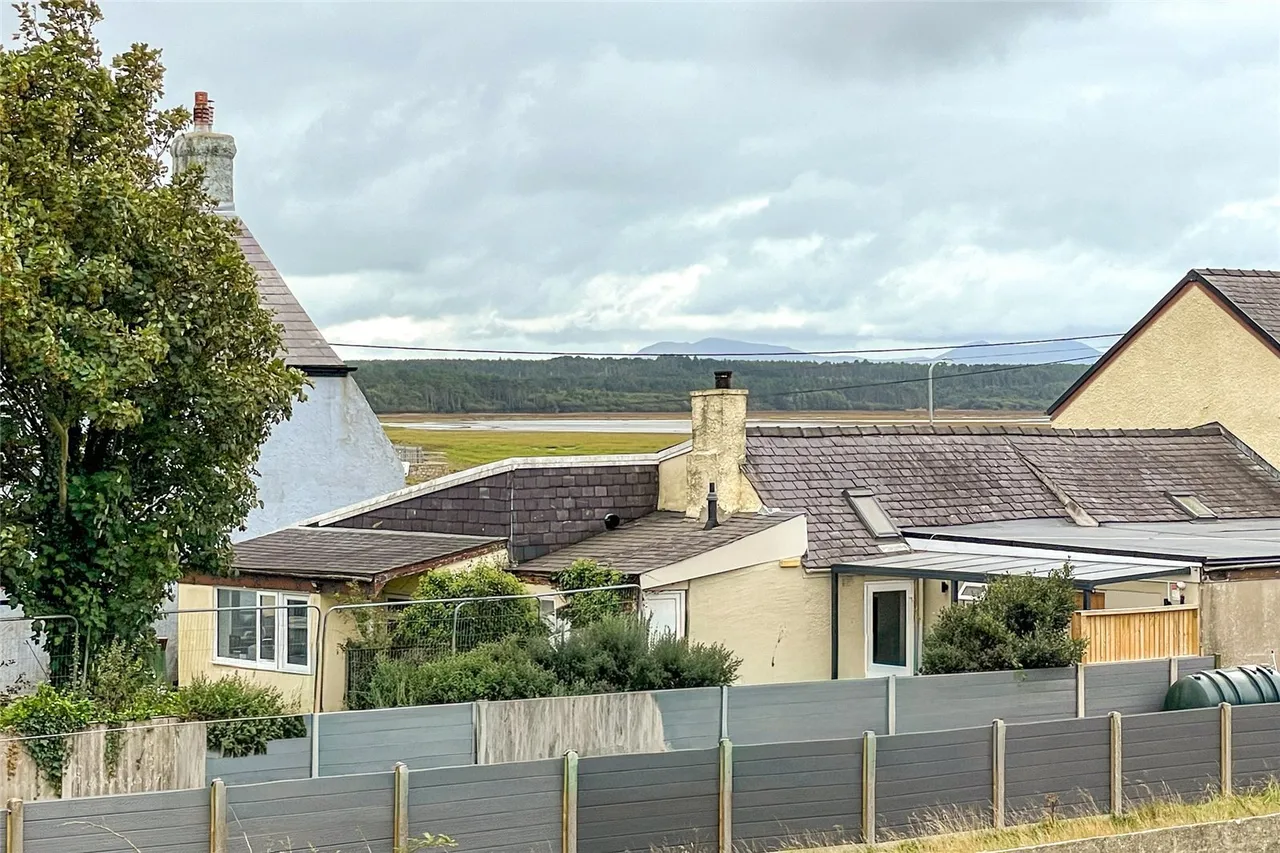 David Street, Malltraeth, photo 17