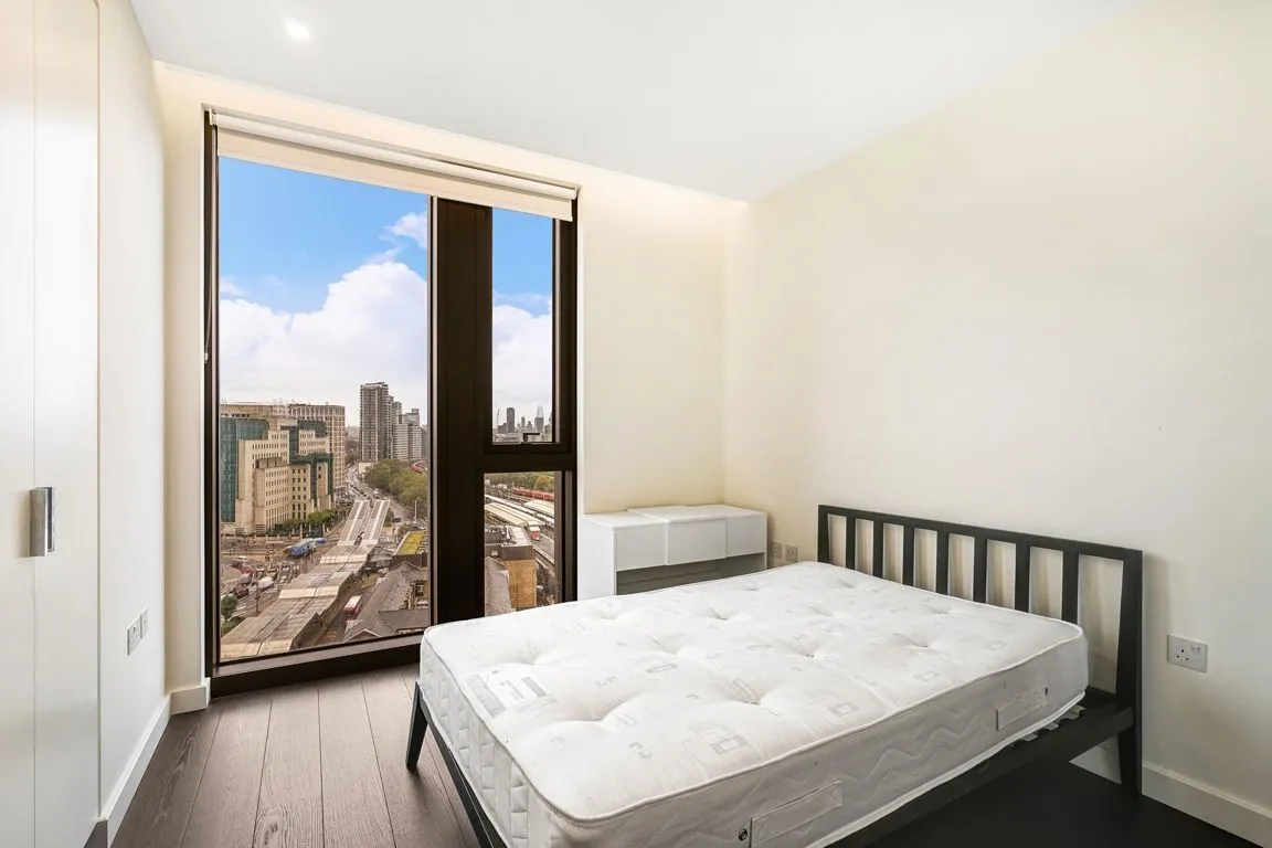 Bondway, Nine Elms, photo 4