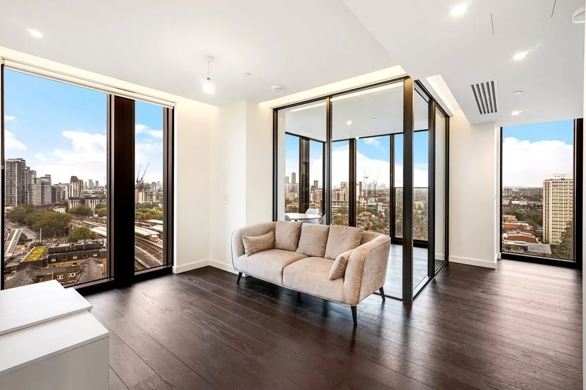 2 bed flat to rent — Bondway, Nine Elms