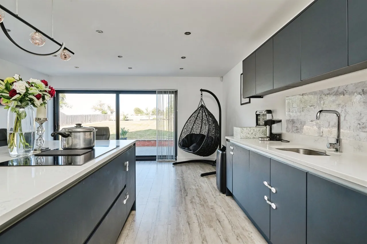 Great North Road, Norman Cross, PE7, photo 7