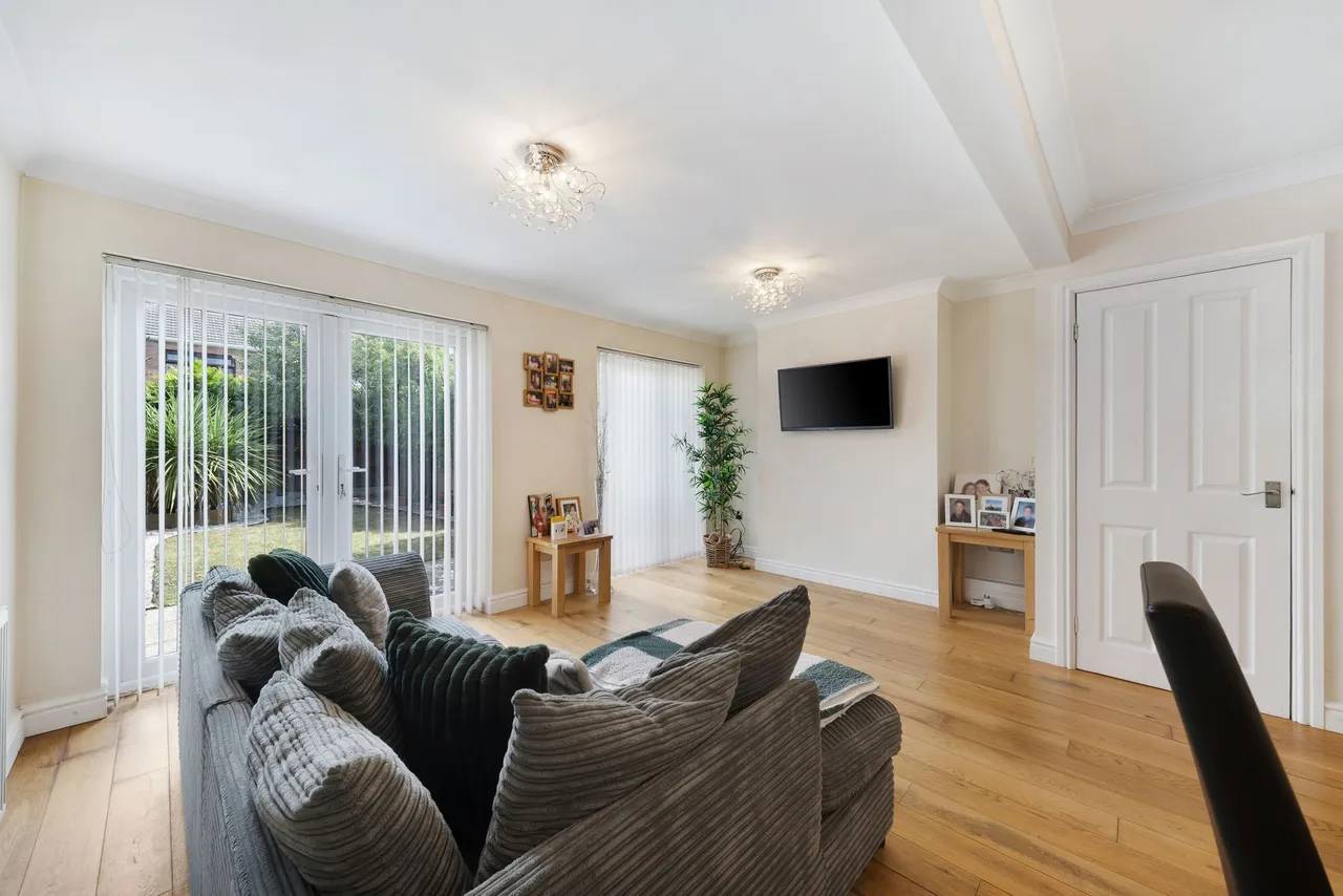 Minton Way, Widnes, Widnes, WA8 9RA, photo 3