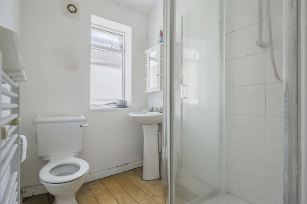County Road, Swindon, SN1, photo 18