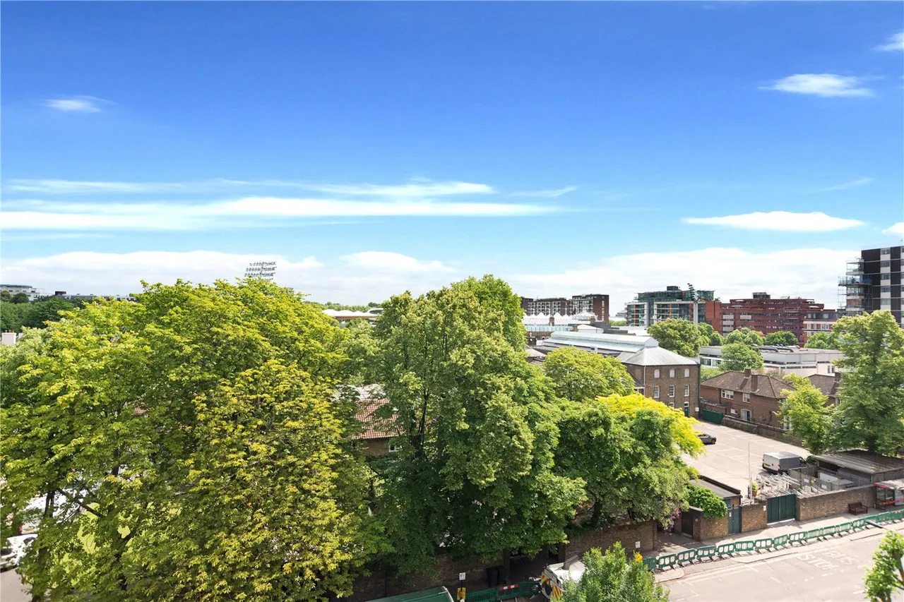 Bronwen Court, Grove End Road, St John's Wood, London, NW8, photo 12