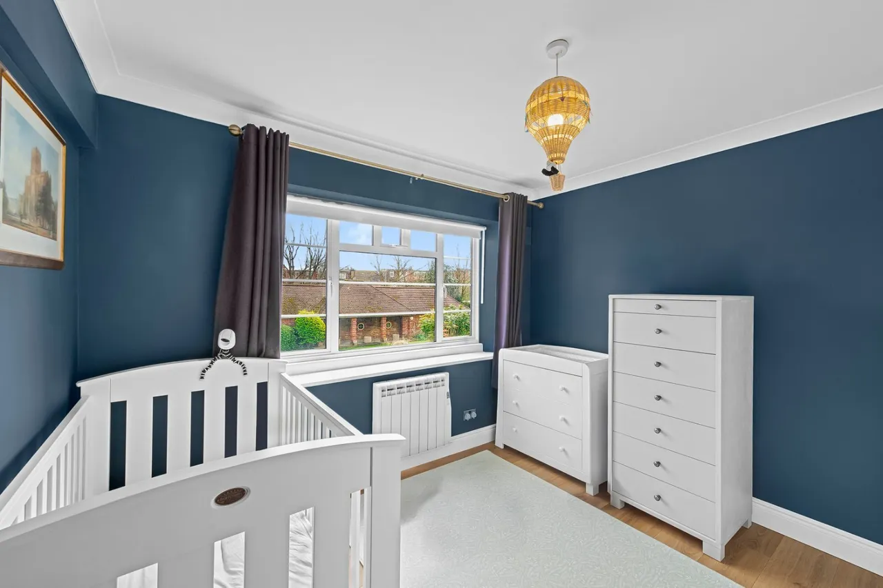 Upper Richmond Road West, London, SW14, photo 5