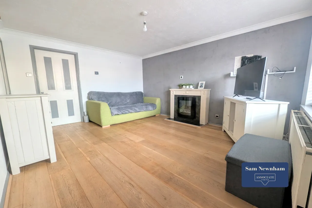 Marina Close, East Cowes, PO32, photo 5