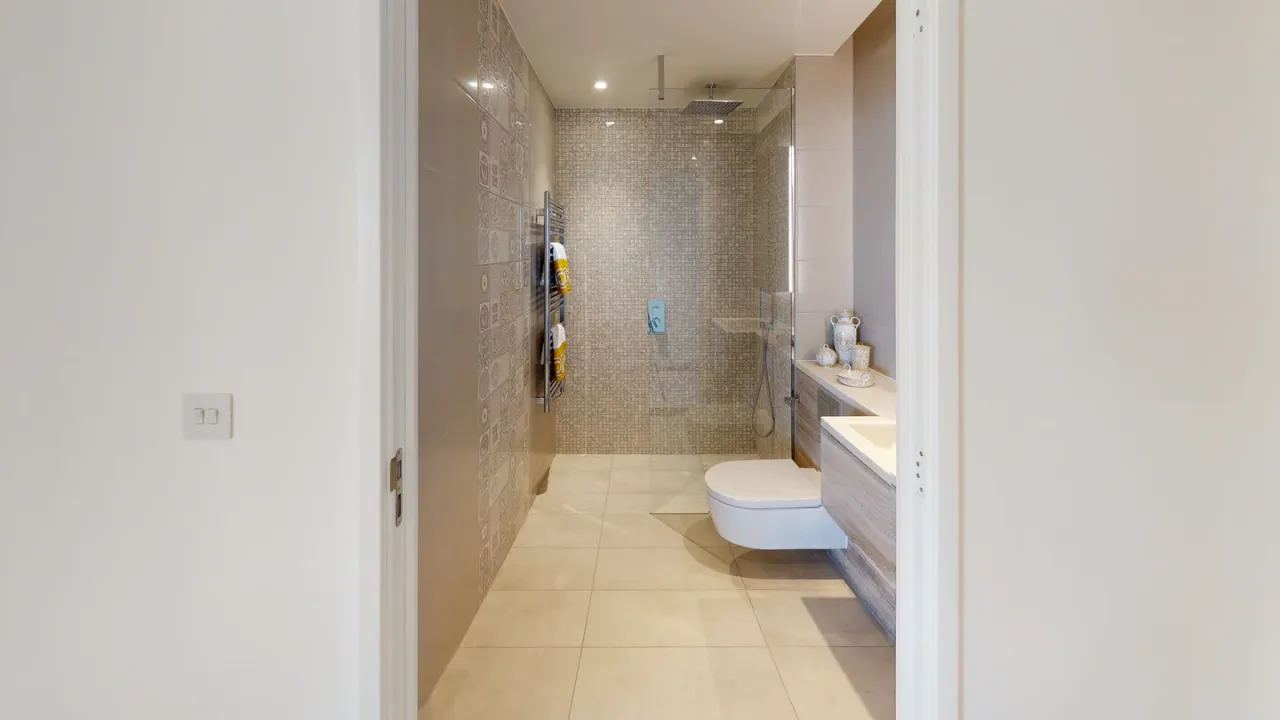 37th Floor 2 Bedroom Flat Damac Tower, Nine Elms, SW8, photo 11