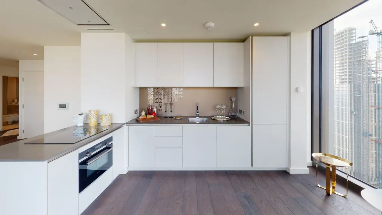 37th Floor 2 Bedroom Flat Damac Tower, Nine Elms, SW8, photo 5