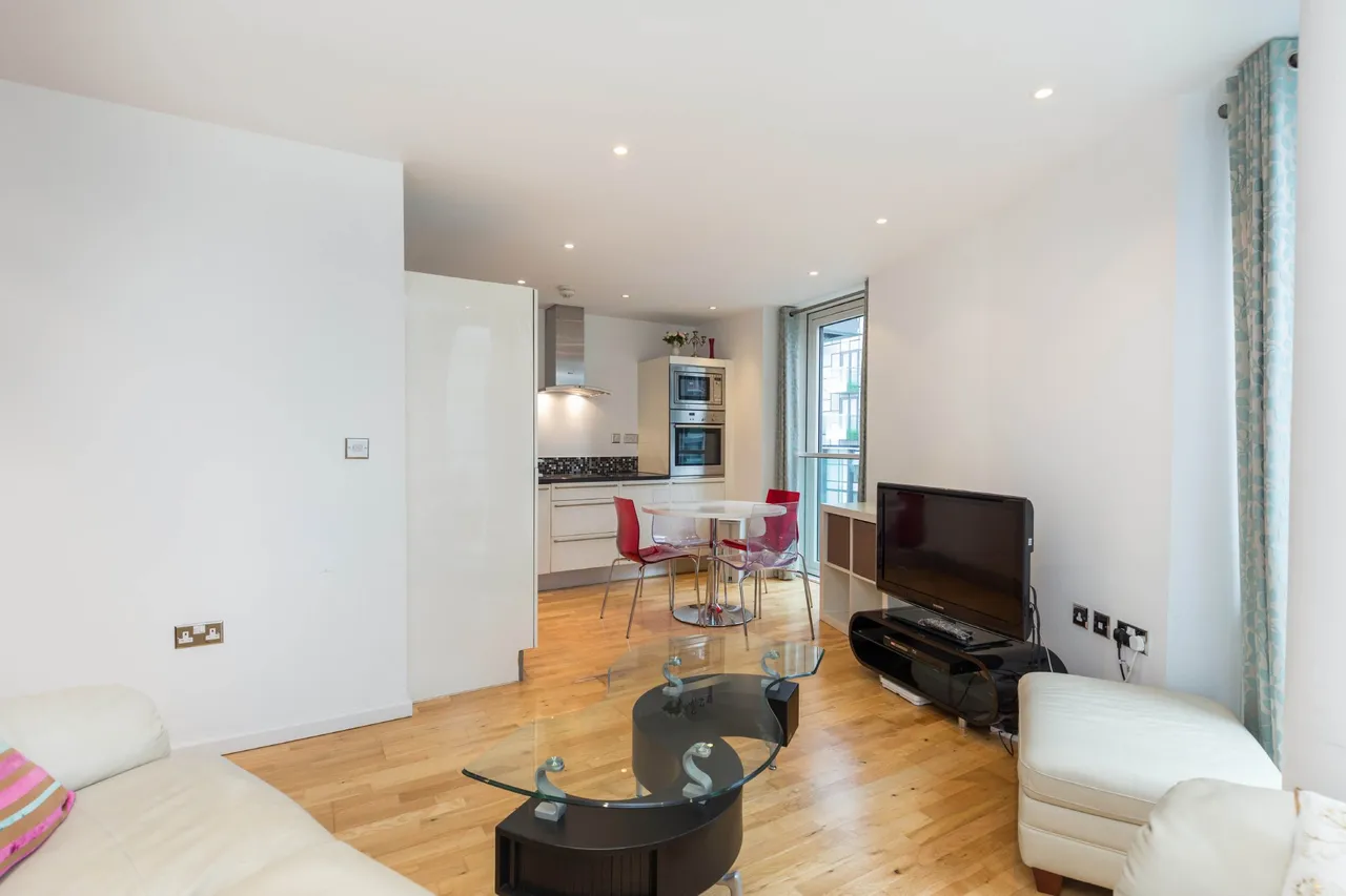 Millharbour, London, E14, photo 13