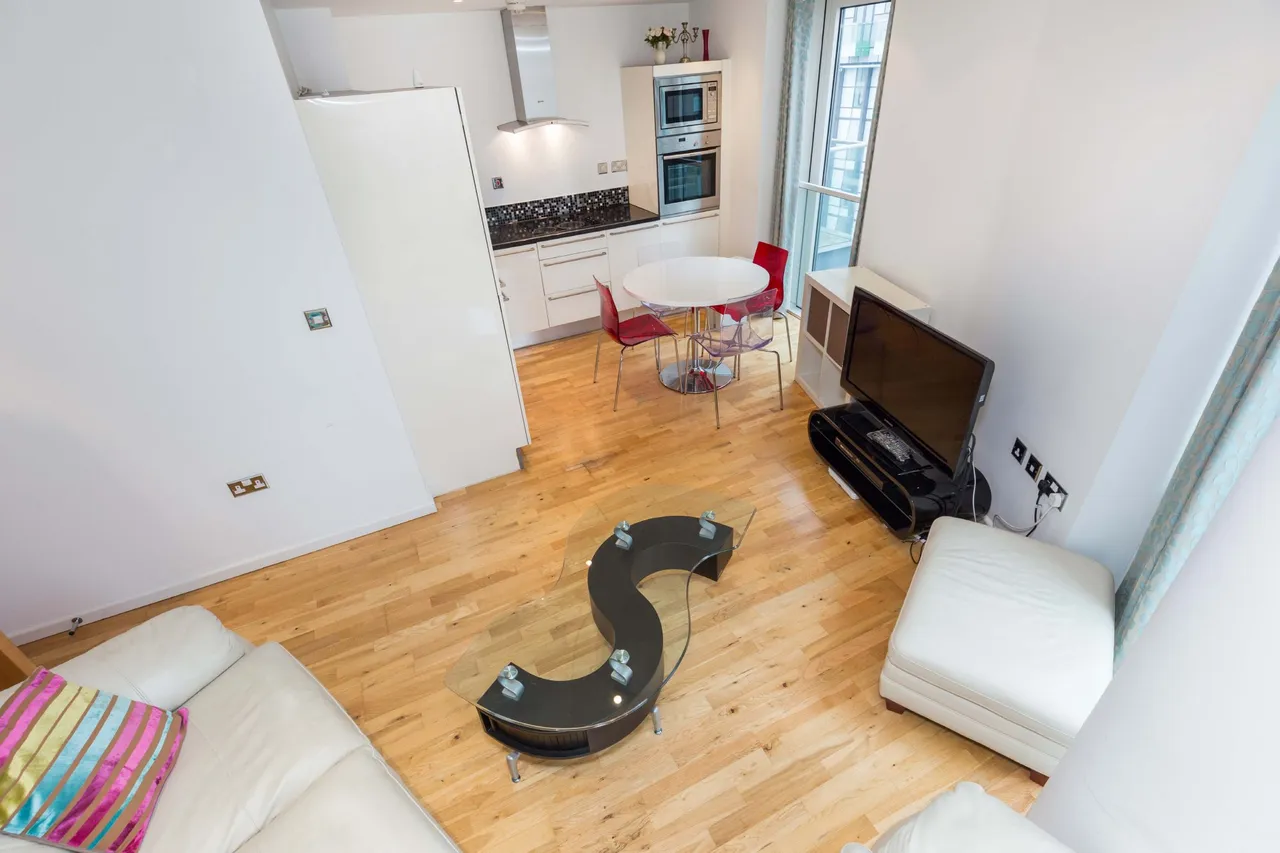 Millharbour, London, E14, photo 9