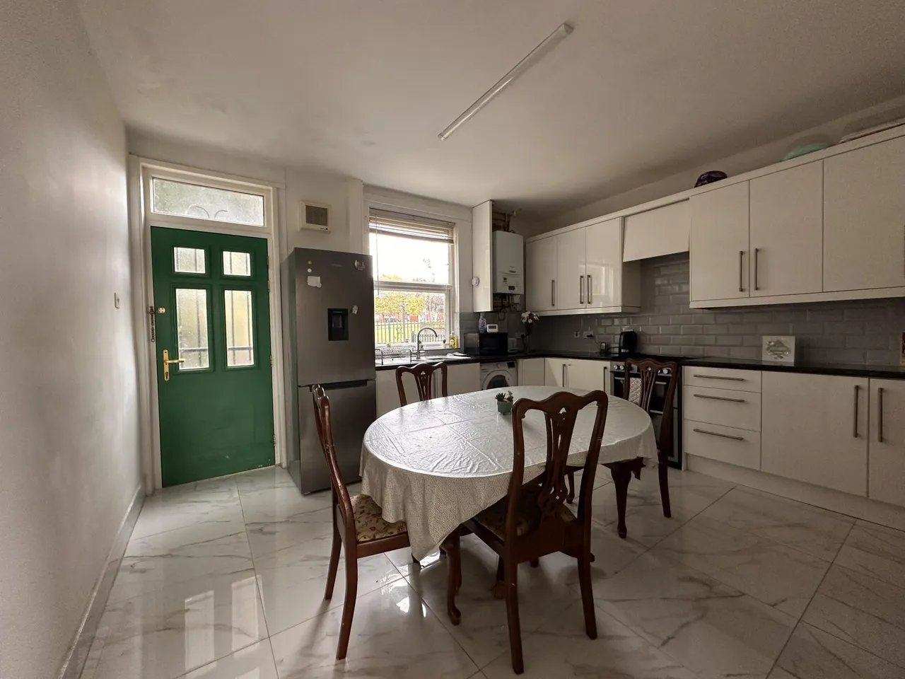 Burley Lodge Road, Leeds, LS6, photo 3