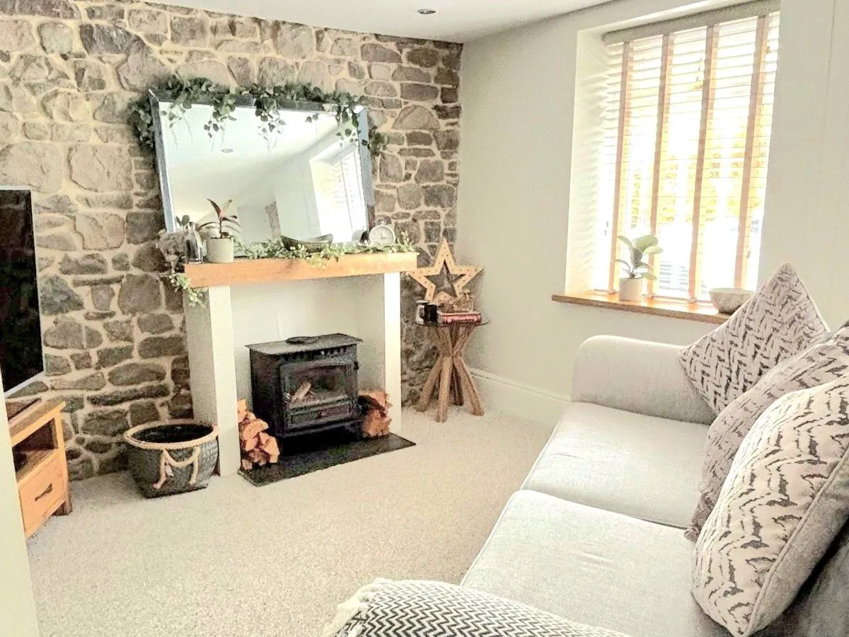 3 bed house for sale, Caehopkin Road, Abercrave, SA9