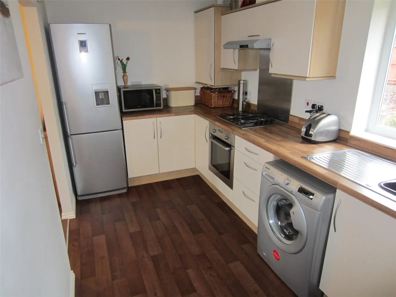 Neals Crescent, Grantham, Lincolnshire, NG31, photo 4