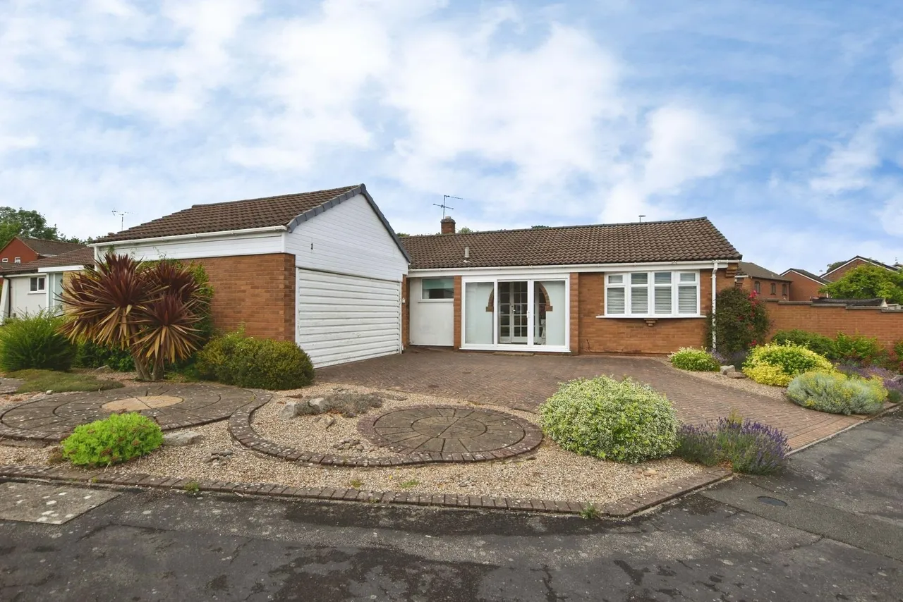 3 bed house for sale, Eyebrook Close, Loughborough, LE11