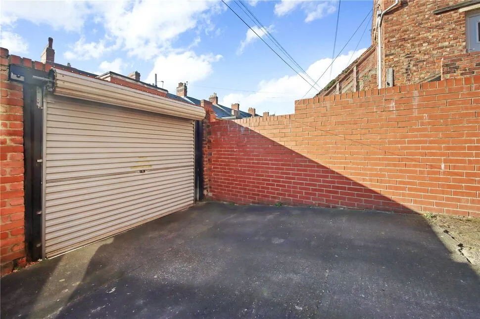 Avenue Road, Saltwell, NE8, photo 29