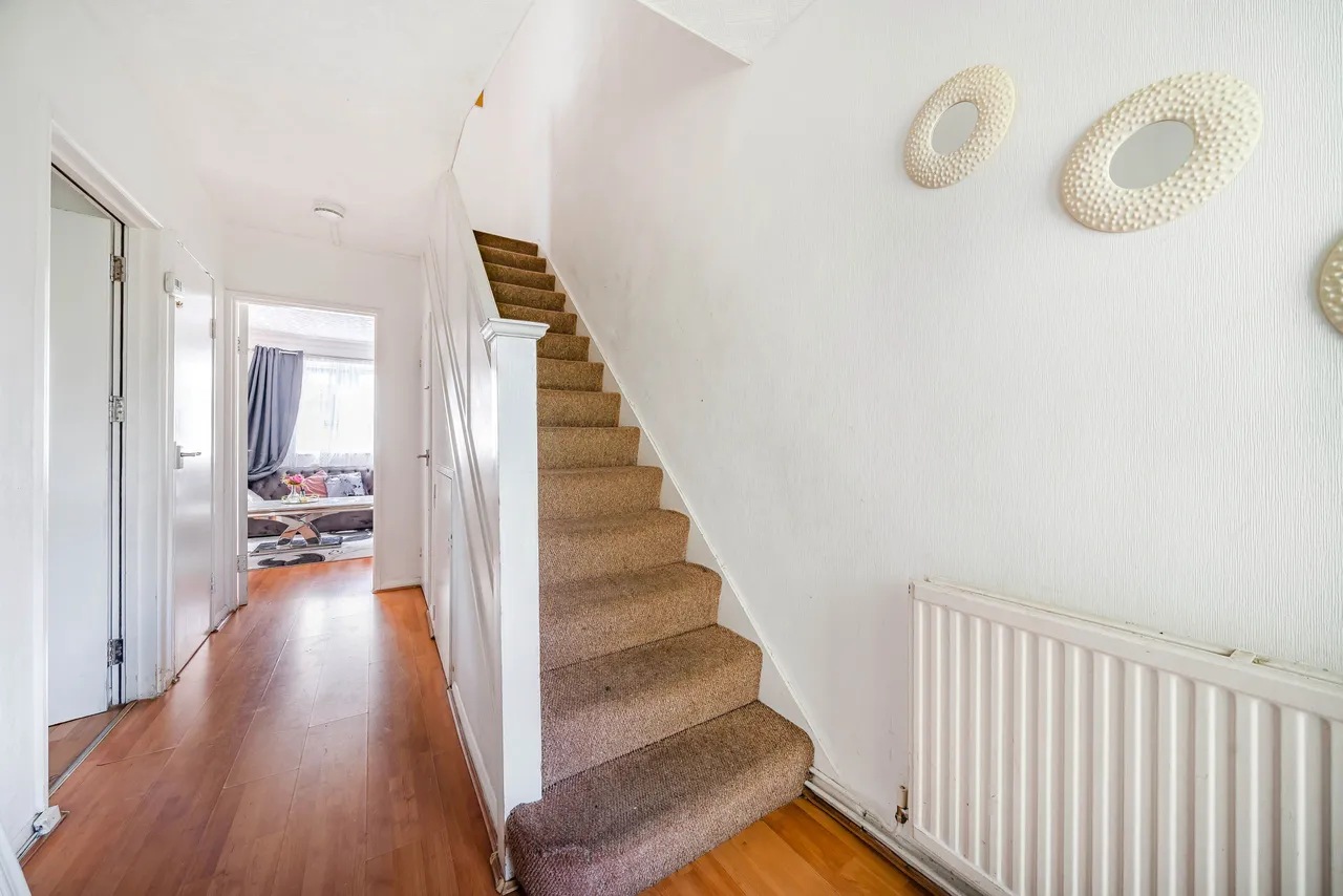 Flat 13, Livingstone Court, 47 Matlock Road, London, photo 7