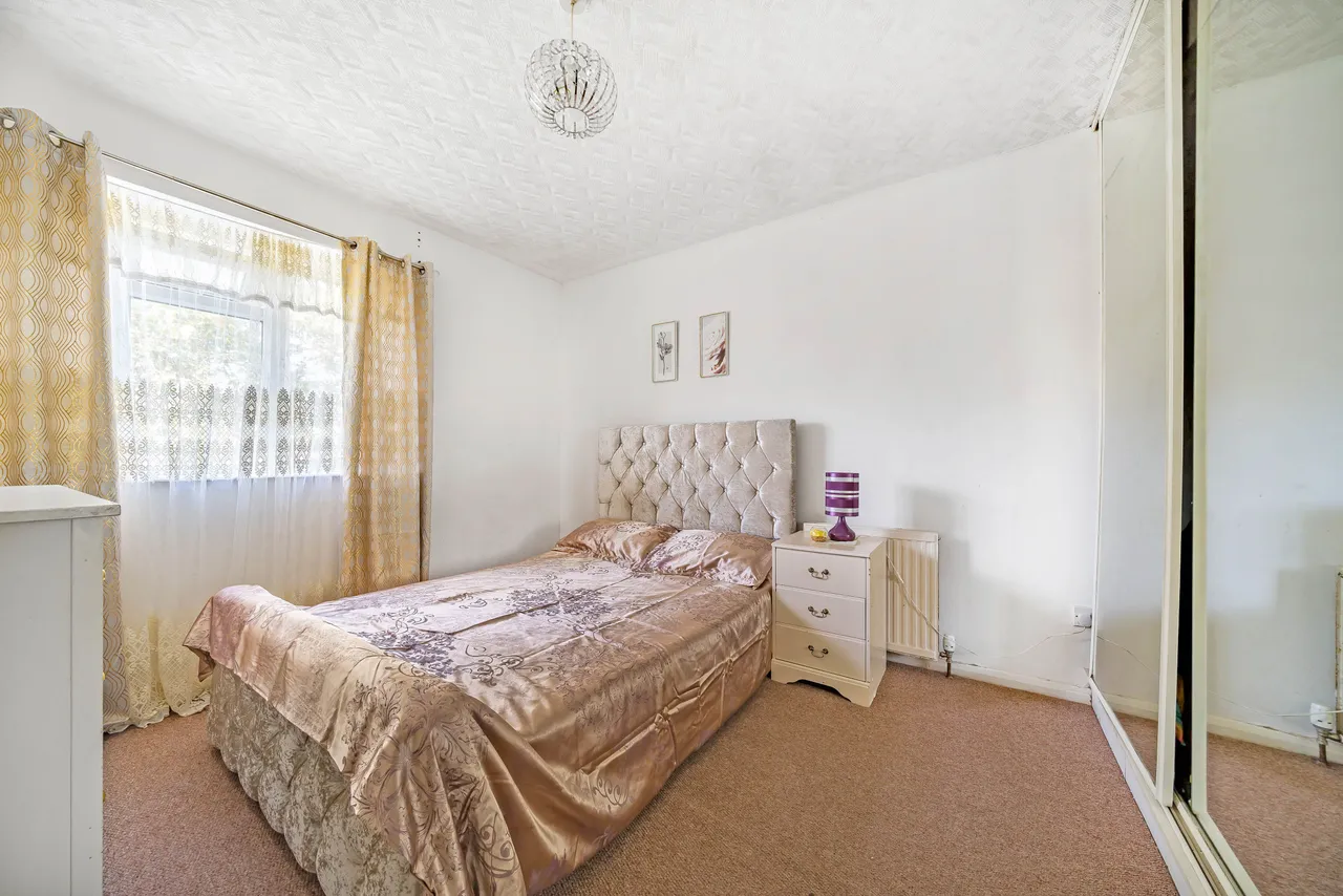 Flat 13, Livingstone Court, 47 Matlock Road, London, photo 5
