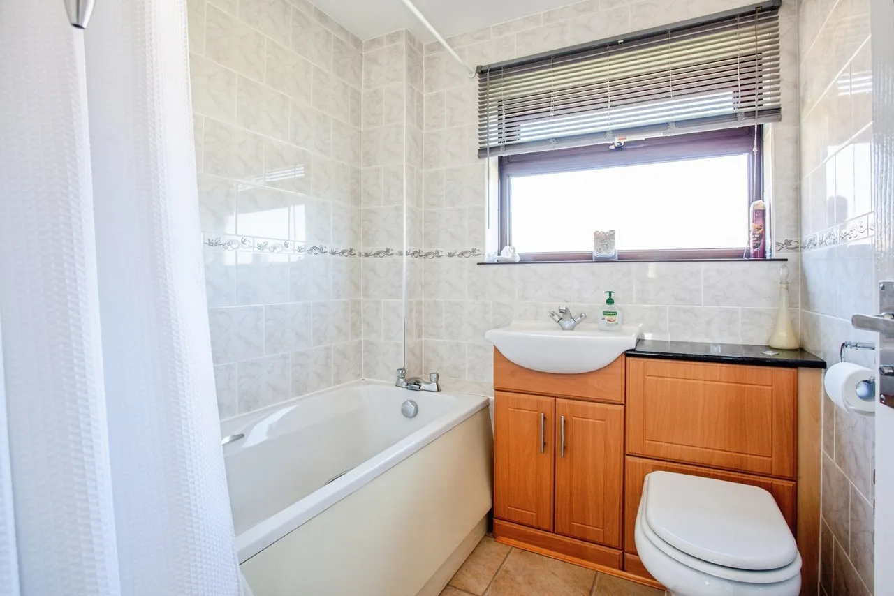 Nether Ley Gardens, Chapeltown, Sheffield, S35, photo 17