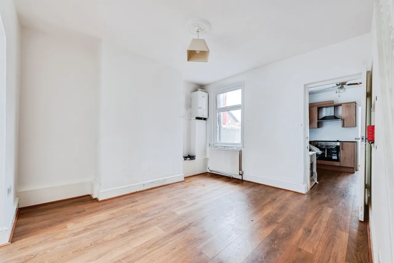 Morrison Street, Swindon, SN2, photo 8