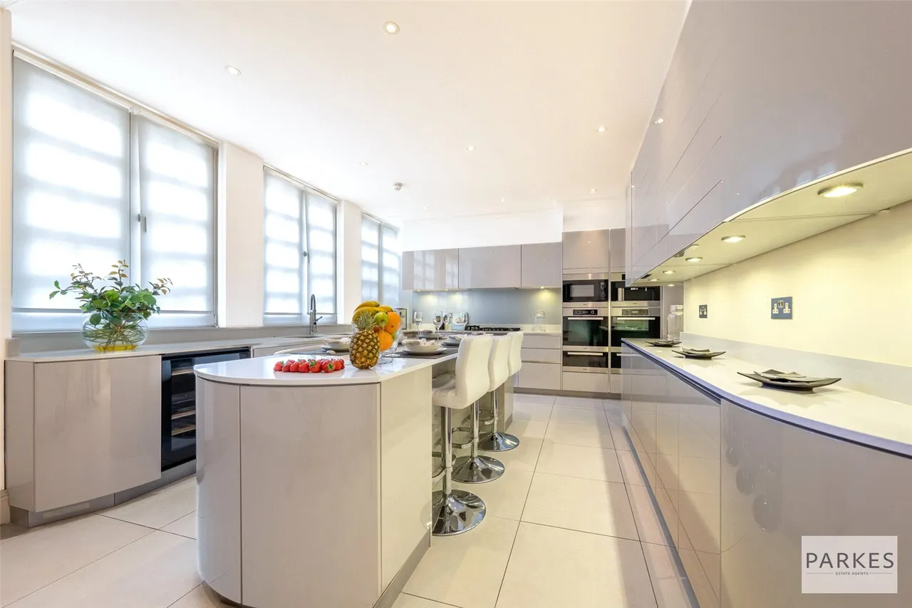 Hertford Street, Mayfair, London., W1J 7DP, photo 3