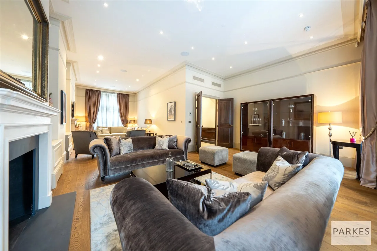 10 bed house for sale — Hertford Street, Mayfair, London., W1J 7DP