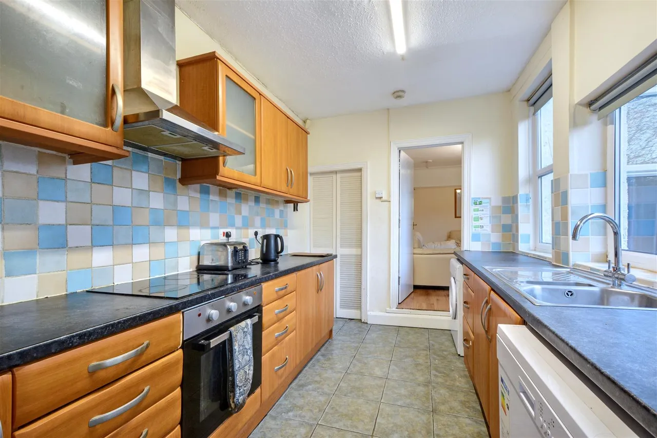 Fletcher Road, Beeston, NG9, photo 6