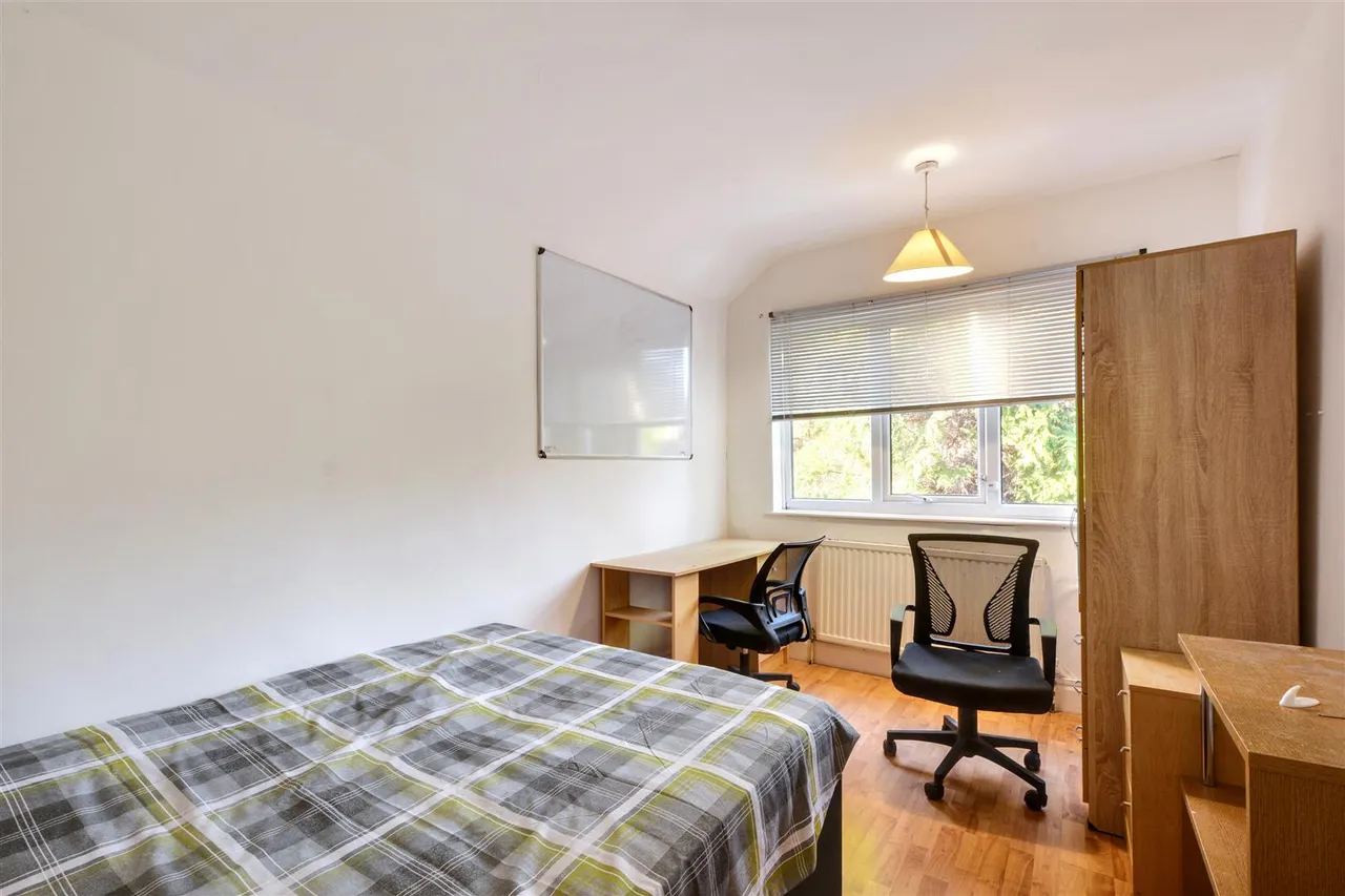 Fletcher Road, Beeston, NG9, photo 9