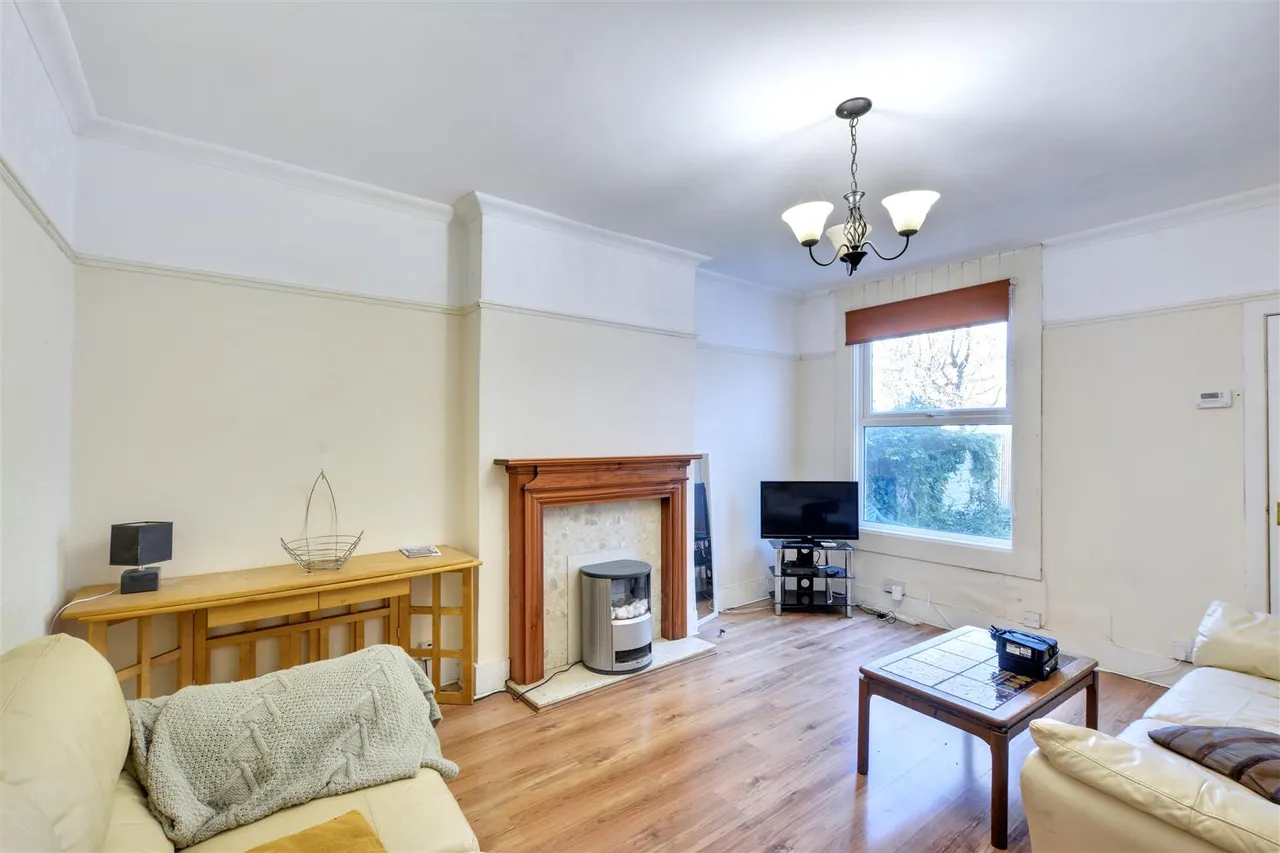Fletcher Road, Beeston, NG9, photo 2