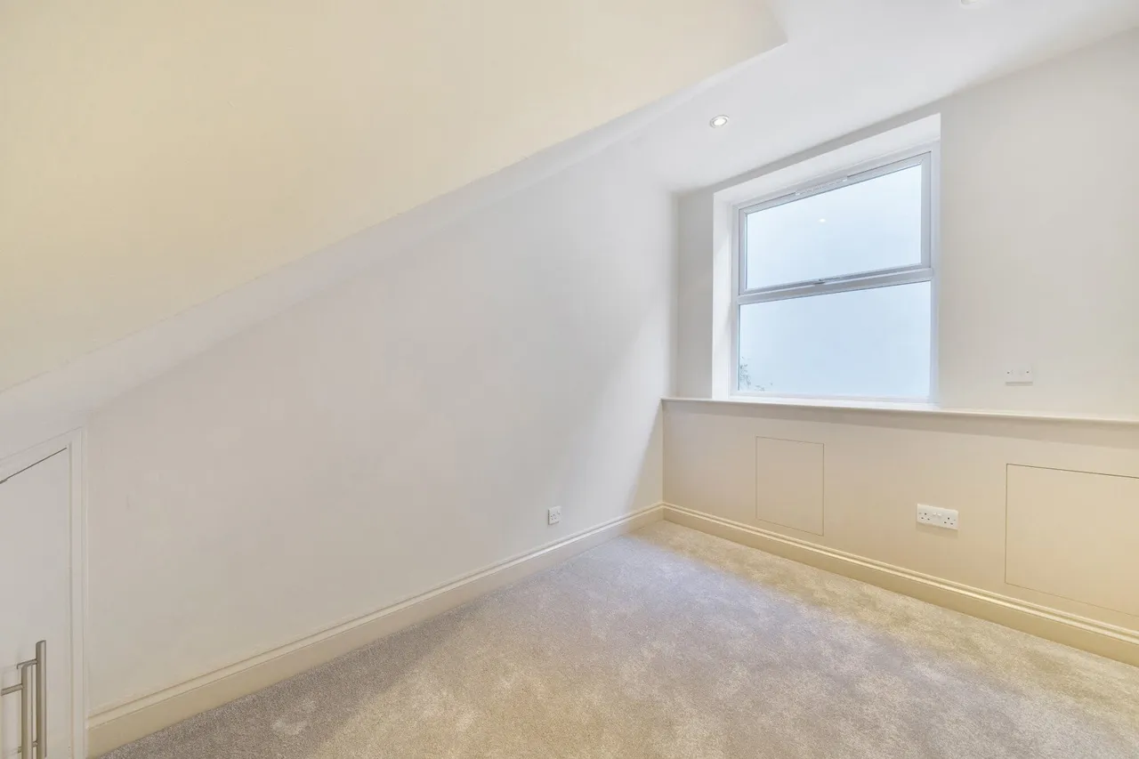 Whateley Road, SE22, photo 10