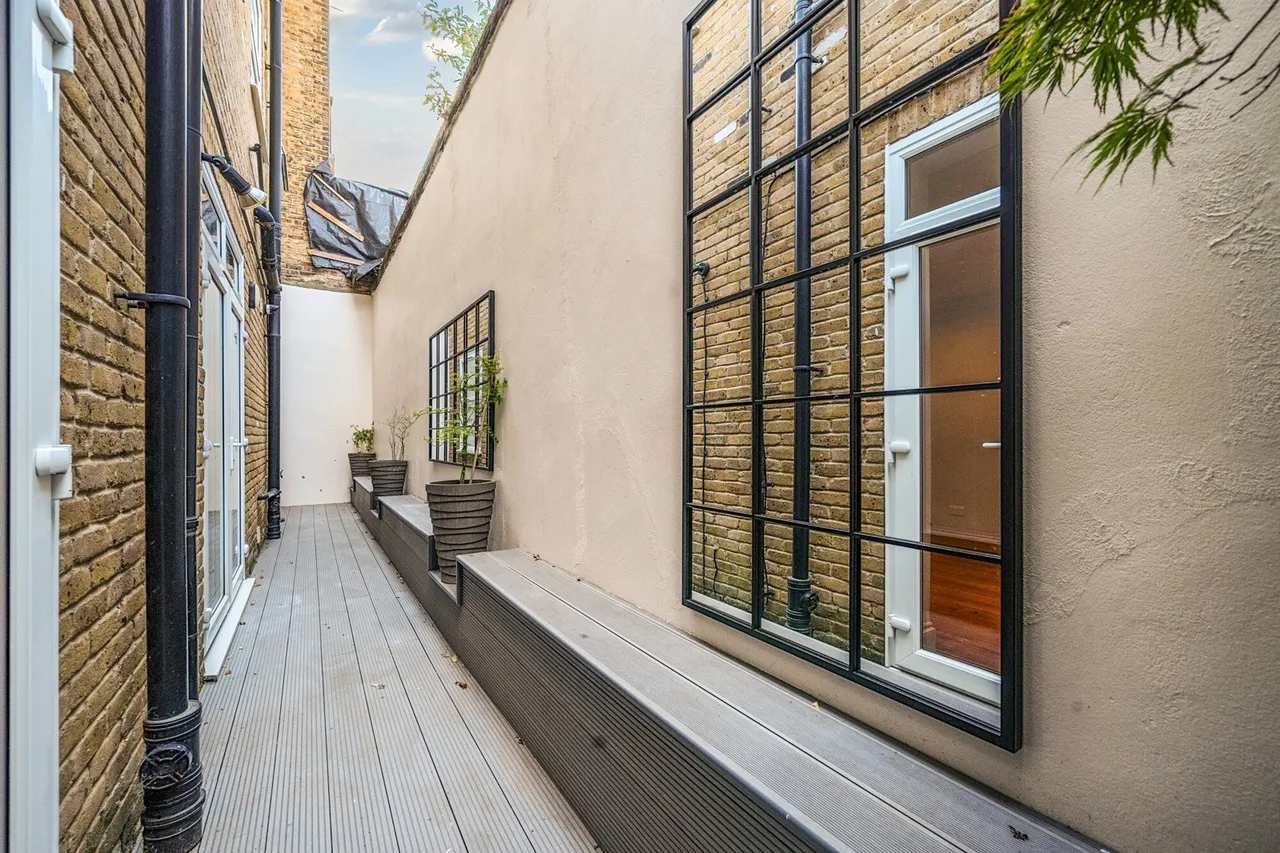 Whateley Road, SE22, photo 4