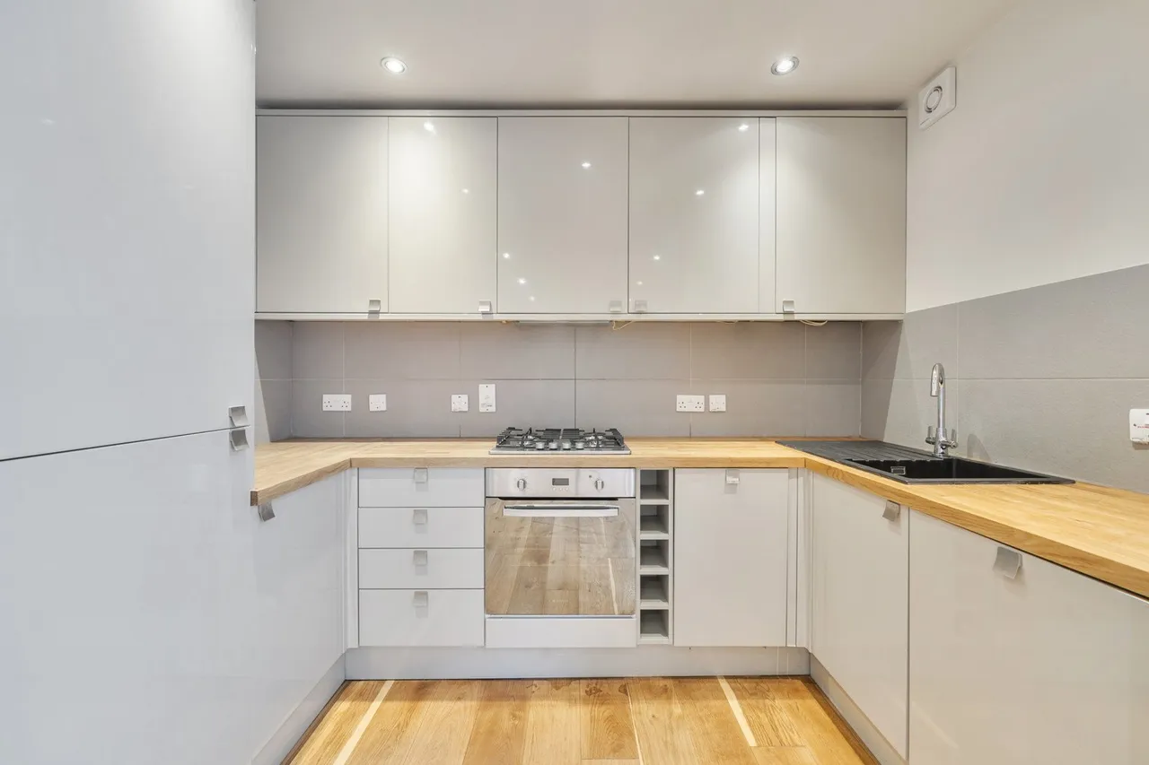 Whateley Road, SE22, photo 3