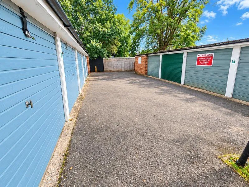 The Farmlands, Northolt, photo 12