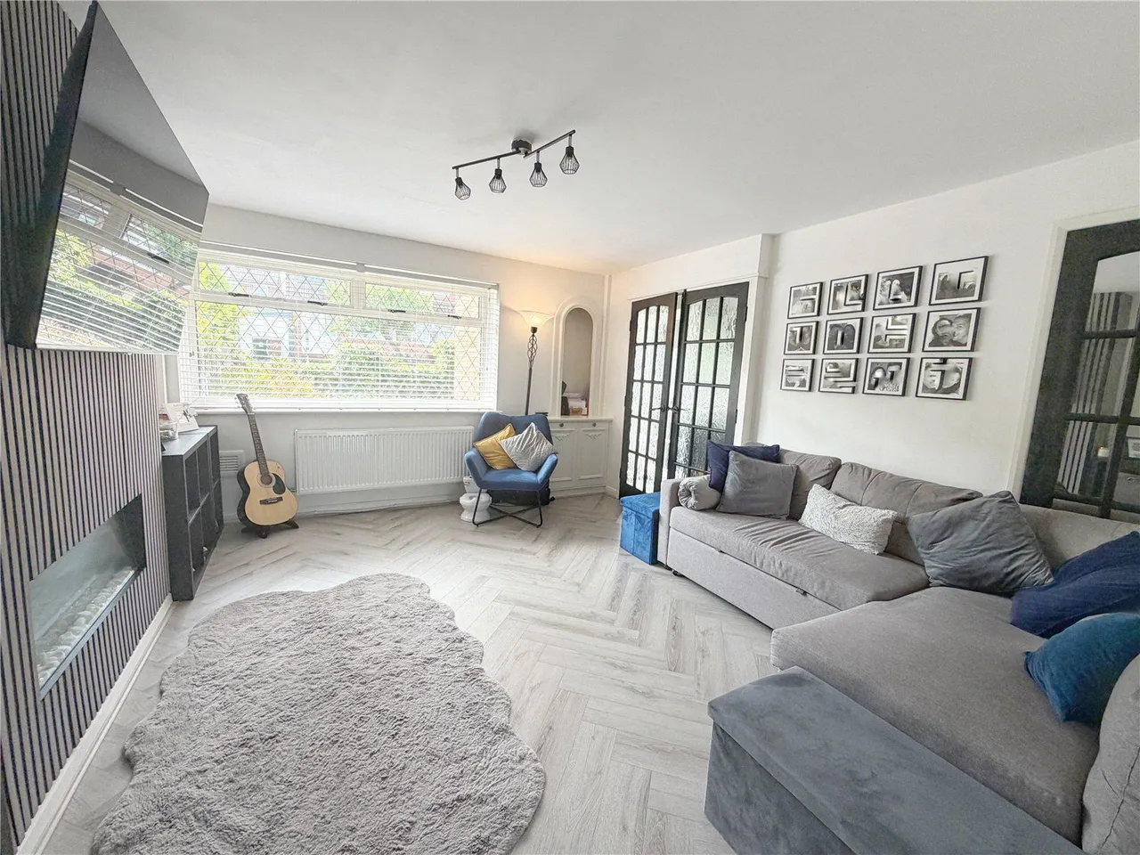 Severn Road, Heywood, OL10, photo 2