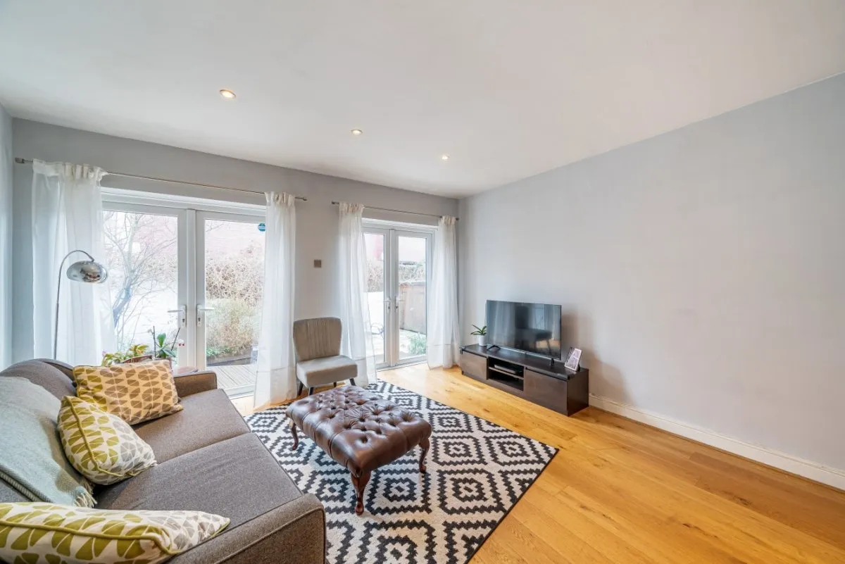 Ferndale Road, Clapham, SW4, photo 3