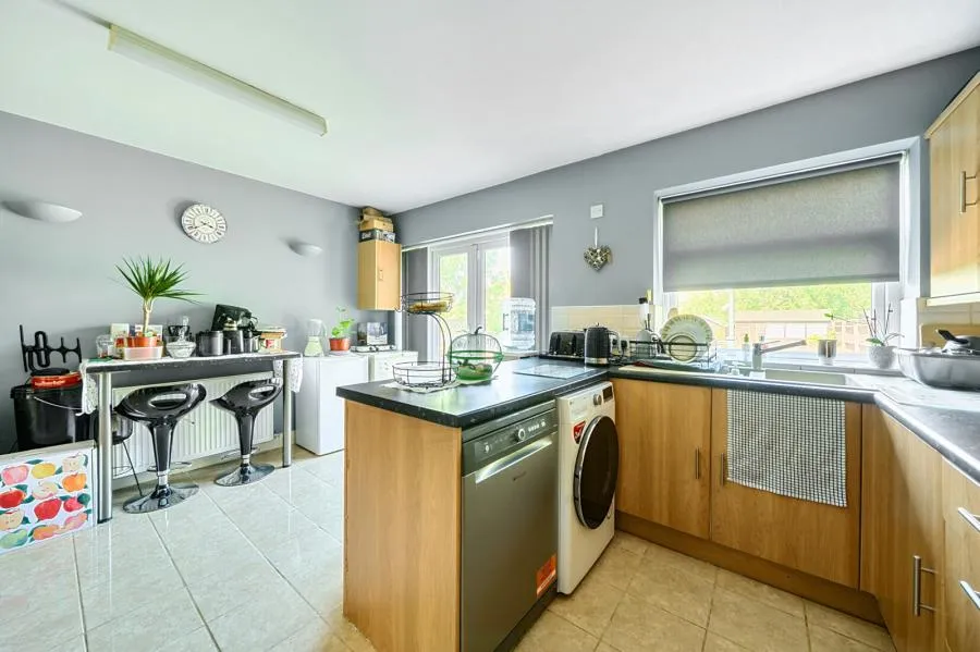 Headley Way, Headington, OX3, photo 6