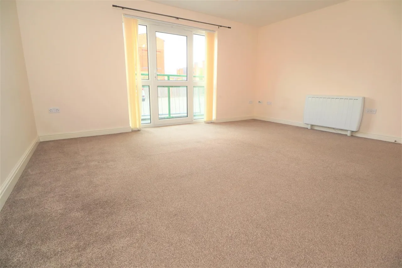 Riverside Drive, Lincoln, LN5, photo 2