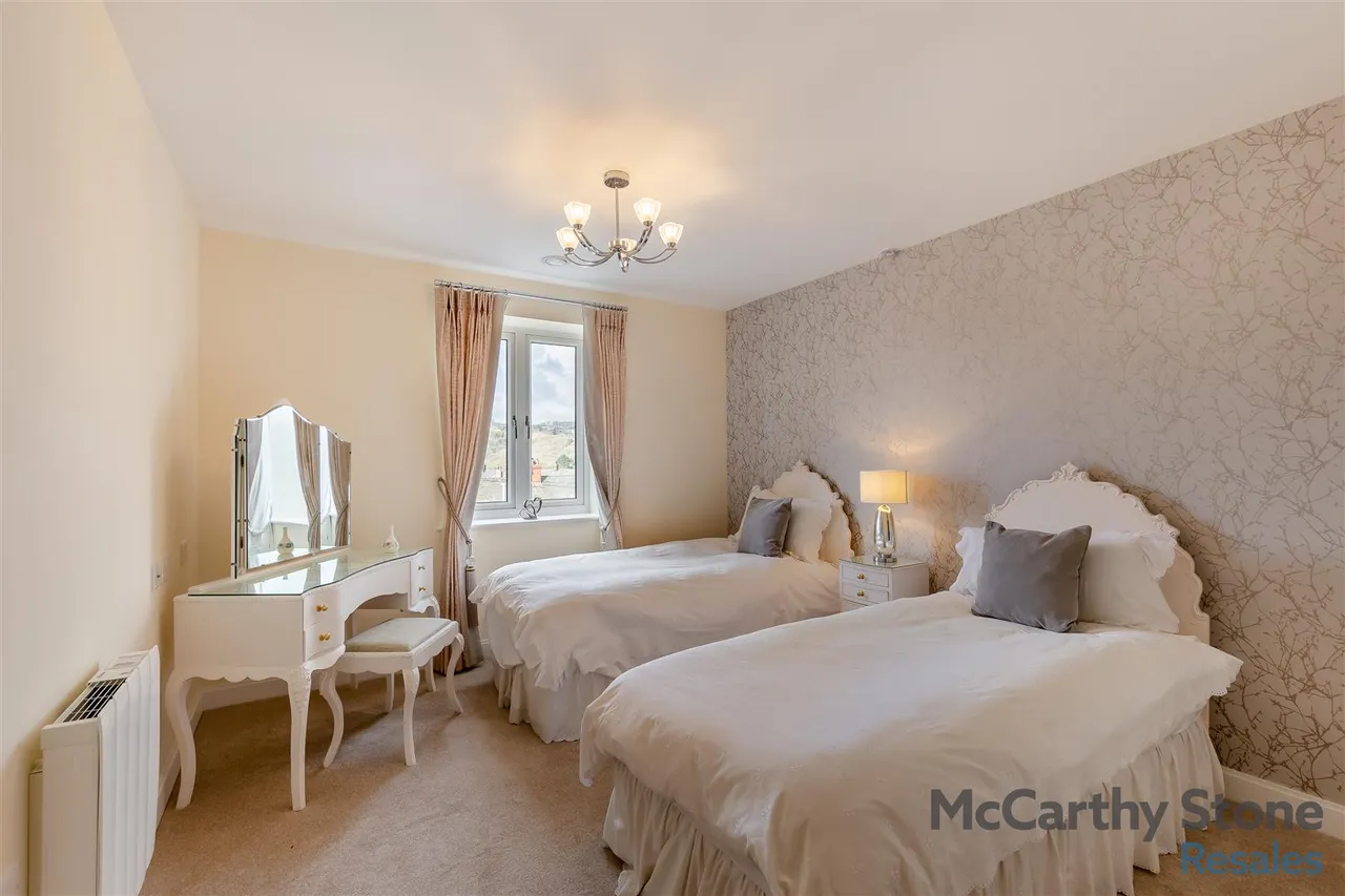 Railway Road, Ilkley, LS29, photo 5