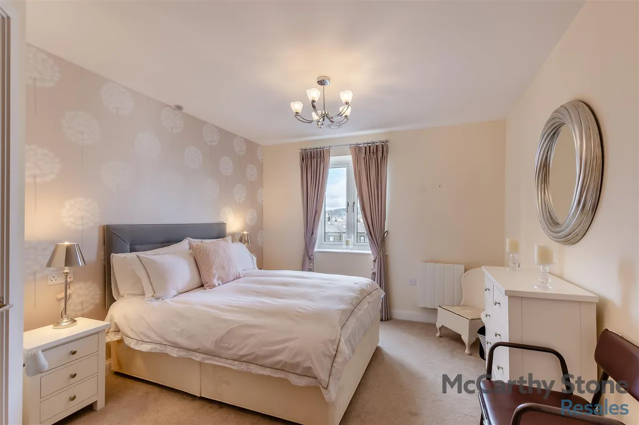 Railway Road, Ilkley, LS29, photo 3