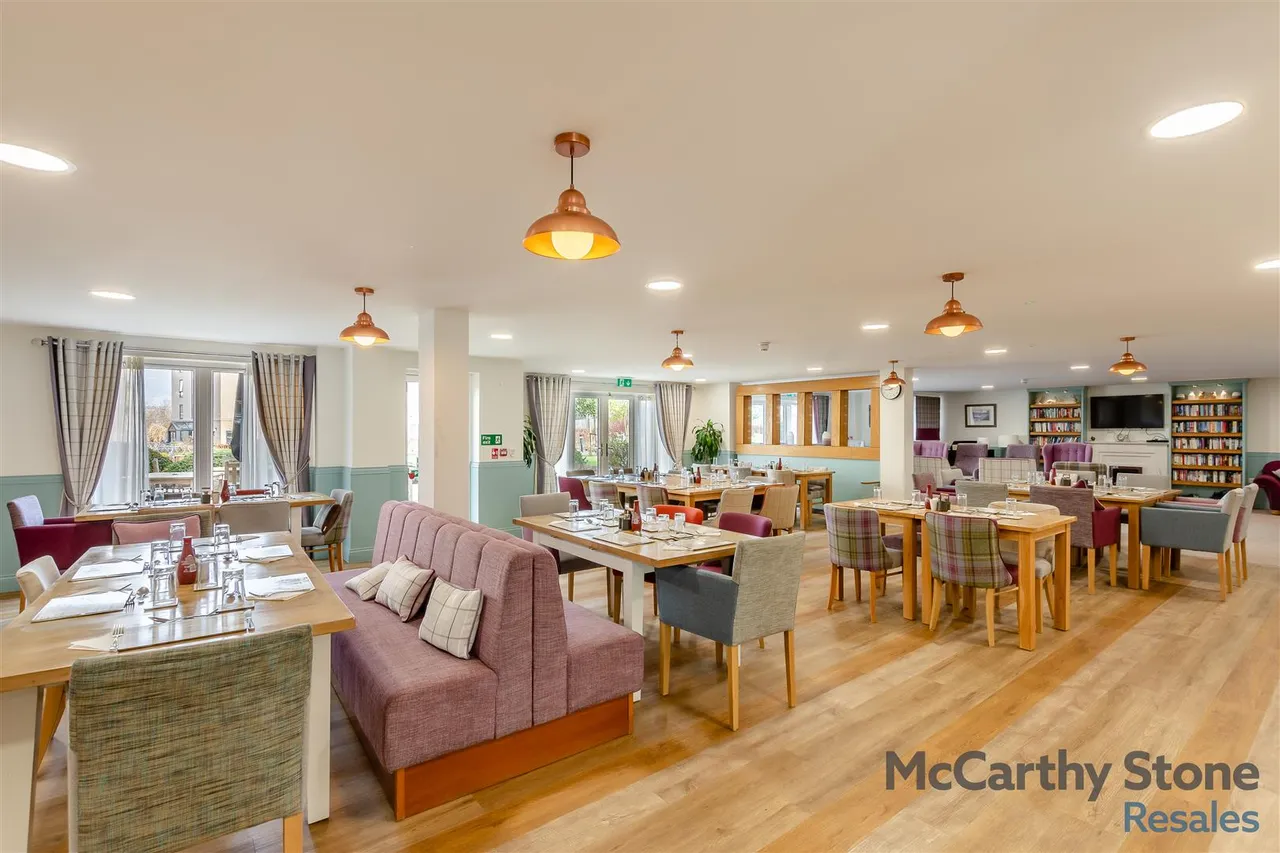Railway Road, Ilkley, LS29, photo 17