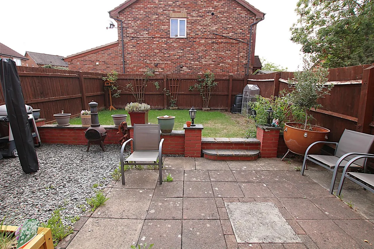 Granary Court, East Hunsbury, photo 11