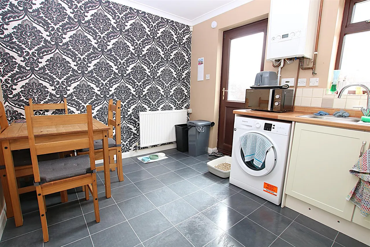 Granary Court, East Hunsbury, photo 5