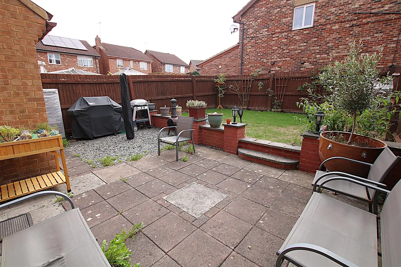 Granary Court, East Hunsbury, photo 10