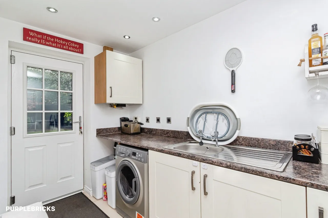 Railway Close, Market Drayton, TF9, photo 12