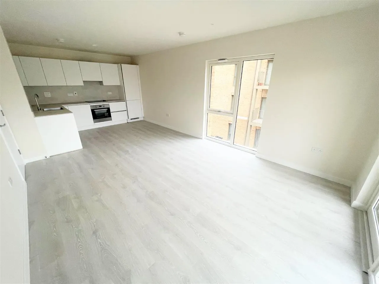 Harewood Avenue, Mill Hill, photo 5