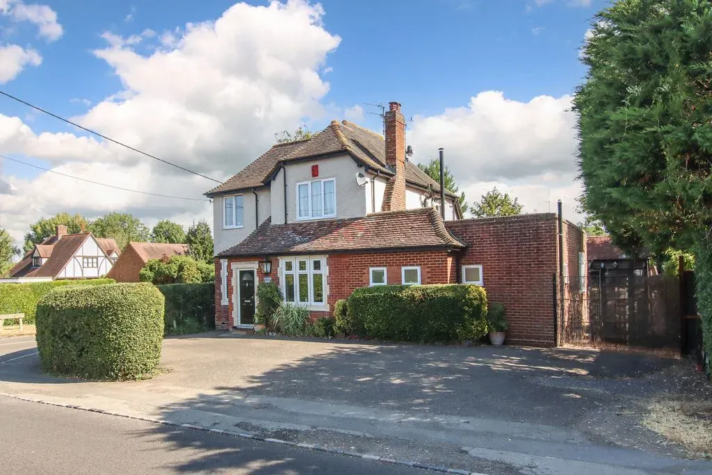 4 bed house for sale — Cheddington Road, Pitstone, Buckinghamshire, LU7 9AE